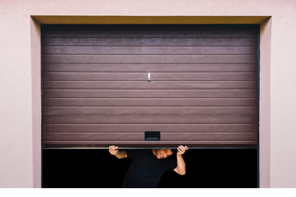 Ejemplo de Instalación de puerta de garaje.